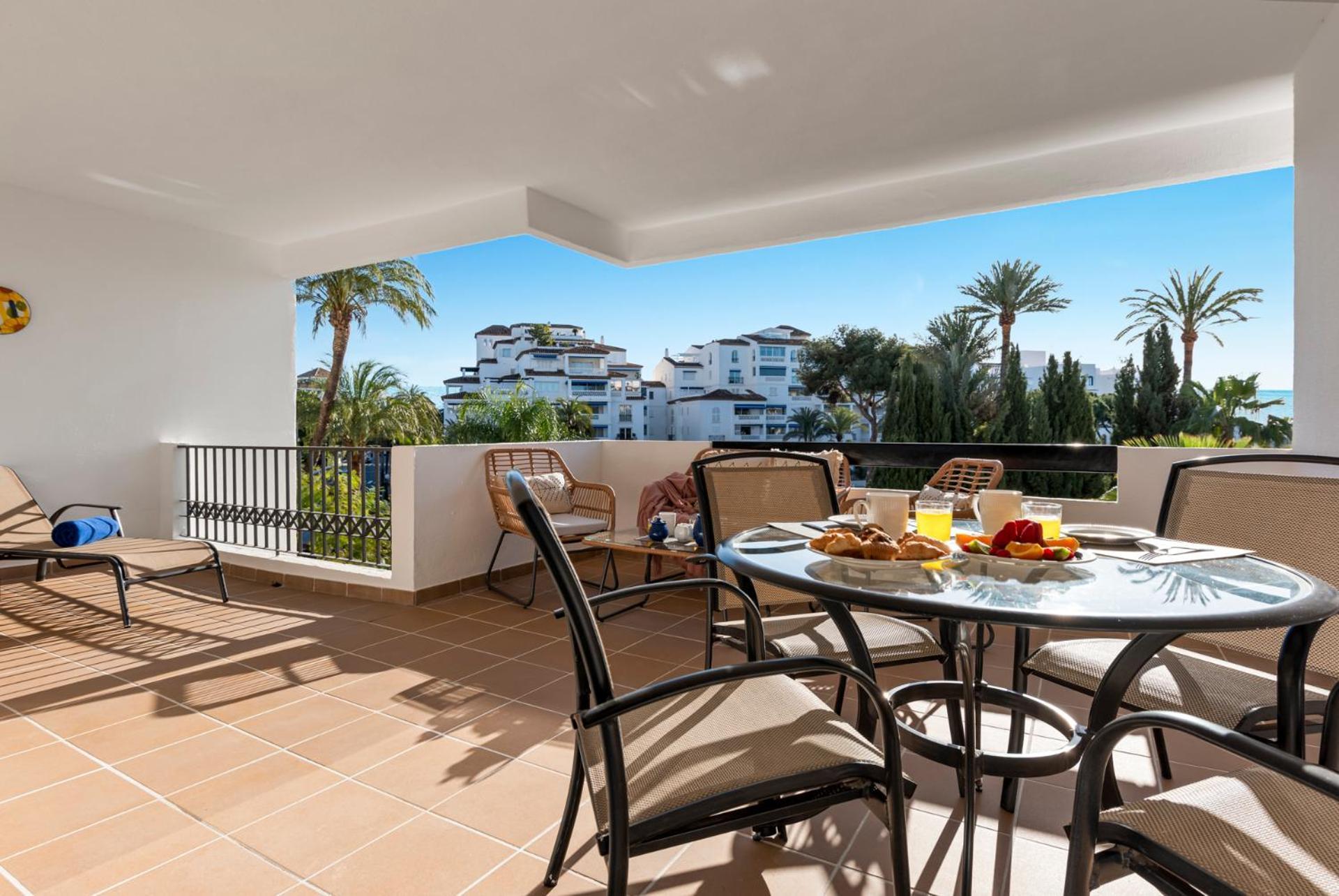 Lejlighed Banus Luminoso Con Vistas Al Mar *